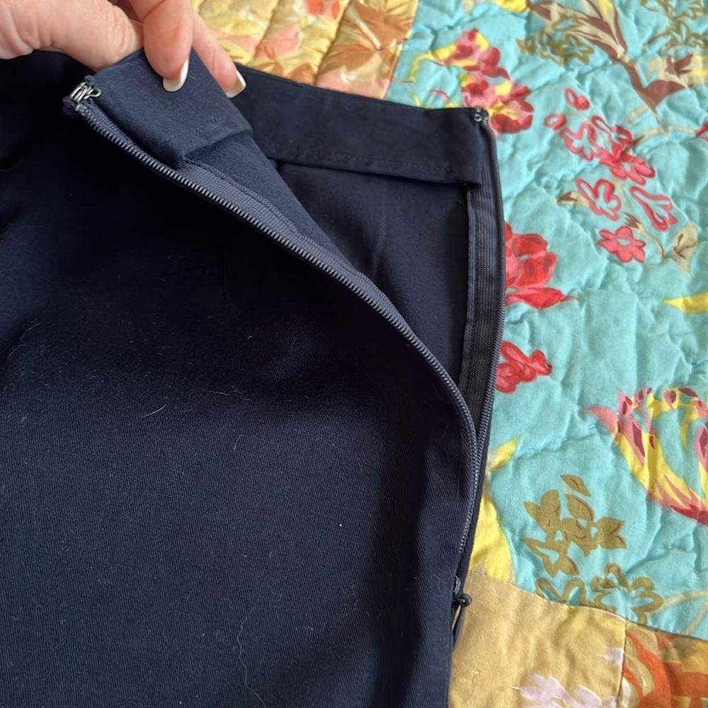 Polo Ralph Lauren Navy Blue Skinny Trousers - Size 2. Flat front, side zip. - Picture 4 of 6
